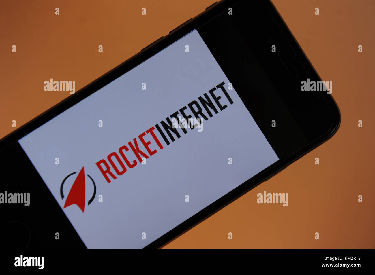 Razzo logo internet su un telefono internet a razzo è una joint venture captital azienda con sede a Berlino, Germania Foto Stock