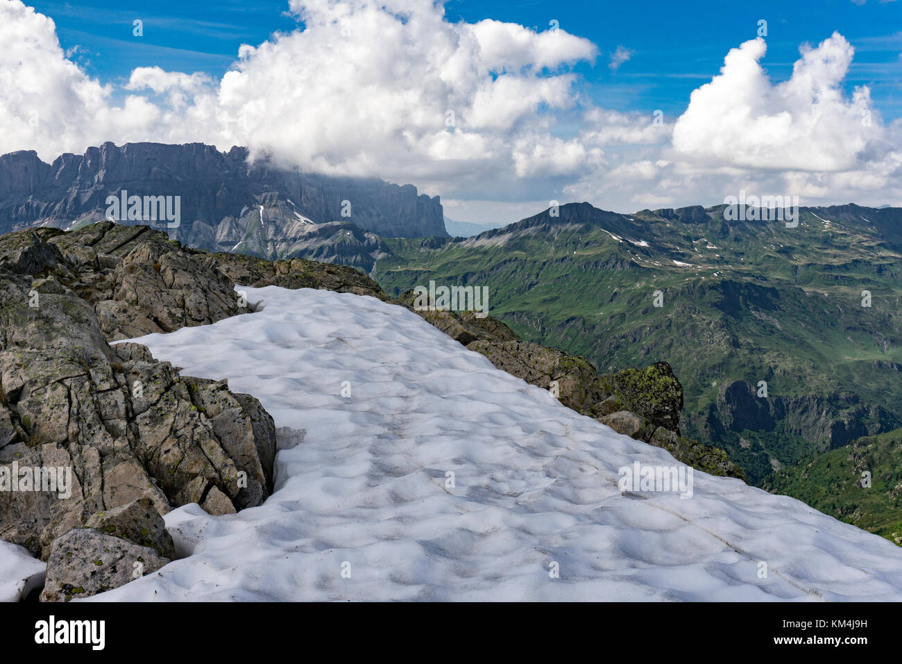 Splendida vista delle Alpi dalla vetta di Le Brevent. La Francia. Foto Stock