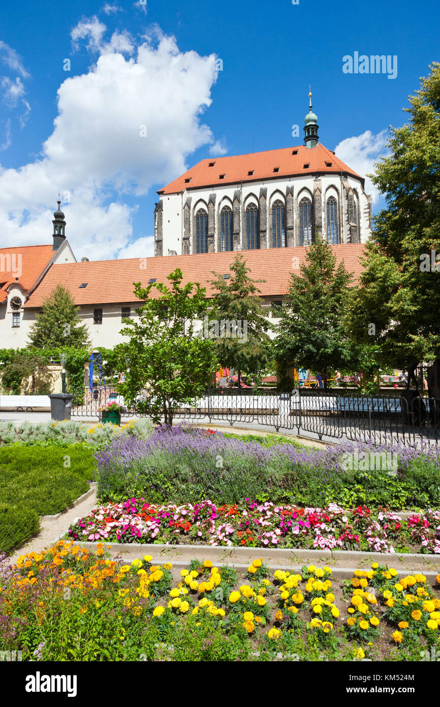 kostel Panny Marie Snezne, Frantiskanska zahrada, nove Mesto, Praha, Ceska Republika / Giardino Francescano, Città Nuova, Praga, Repubblica Ceca Foto Stock