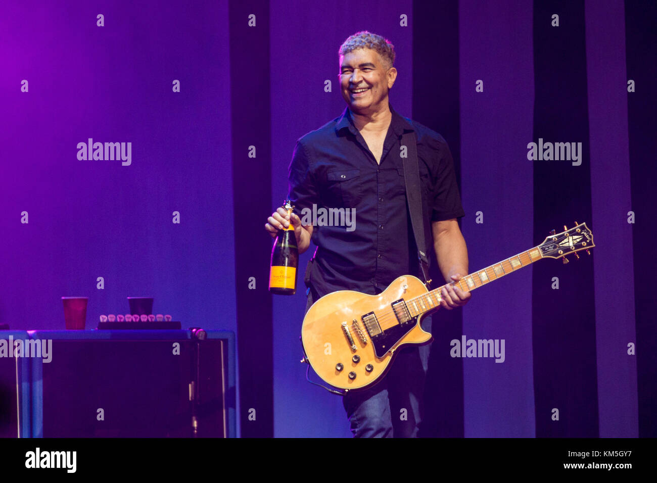 Napa California, Stati Uniti d'America. 28 Maggio, 2017. PAT cospargere di Foo Fighters durante il BottleRock Music Festival in Napa California Credit: Daniel DeSlover/ZUMA filo/Alamy Live News Foto Stock