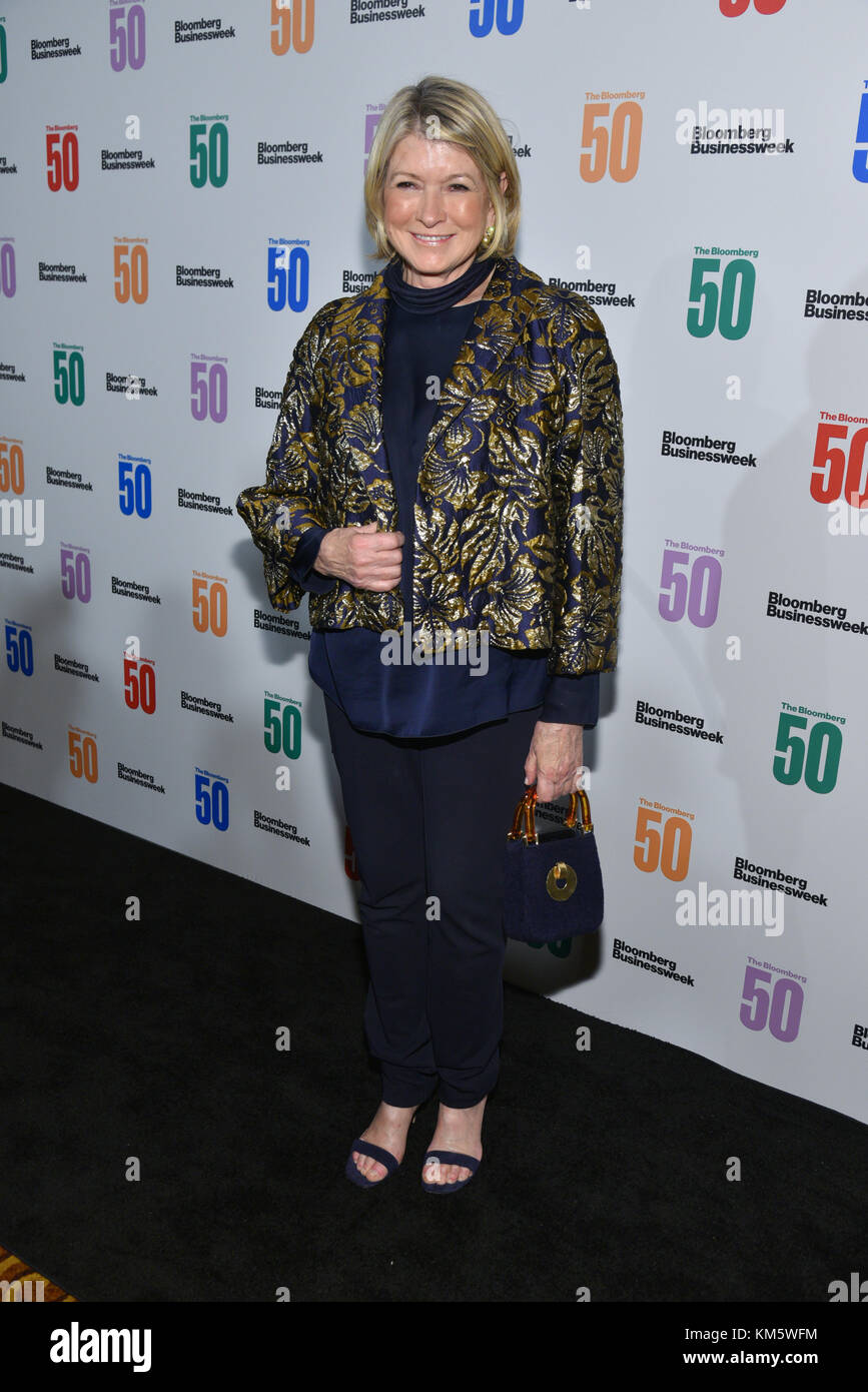New York, Stati Uniti. 4th dicembre 2017. Martha Stewart partecipa alla celebrazione "The Bloomberg 50" presso Gotham Hall il 4 dicembre 2017 a New York City. Credito: Erik Pendzich/Alamy Live News Foto Stock