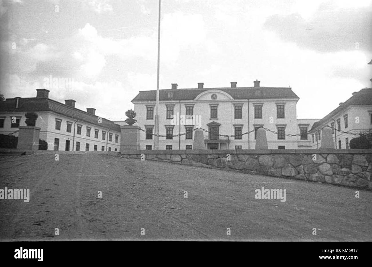 Il Palazzo Rosersberg, situato vicino a Stoccolma, in Svezia, è una storica residenza reale. È stato utilizzato dai reali svedesi ed è noto per la sua architettura splendidamente conservata e la ricca storia. Foto Stock