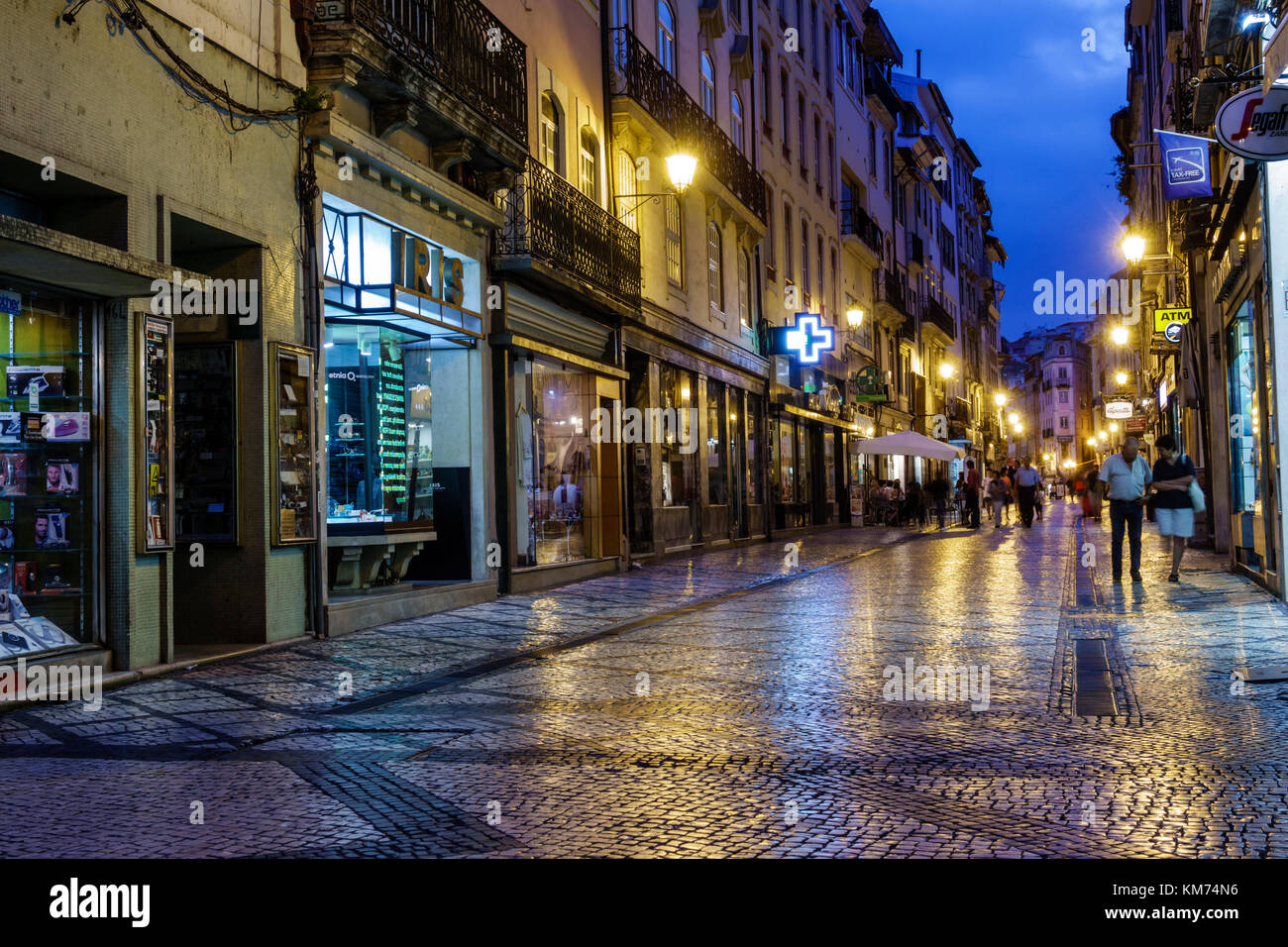 Coimbra Portugal, centro storico, Rua Ferreira Borges, business, quartiere commerciale, negozi, negozi negozi negozi mercato marchi Foto Stock