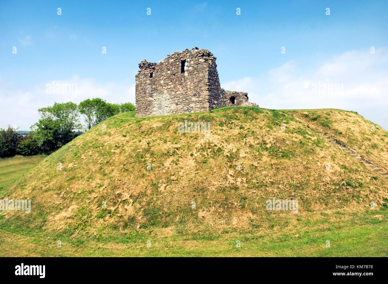 Rovine del XIII secolo il castello di Clough su la motte della precedente Norman motte e bailey castello. La contea di Down, Irlanda del Nord Foto Stock