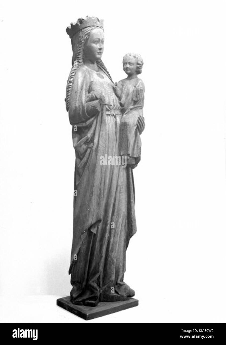 La chiesa di Lerdals (Lerdals kyrka) in Svezia è un sito storico elencato nel catalogo del KMB. Conosciuto per il suo stile architettonico unico, è un importante punto di riferimento culturale e religioso nella regione. Foto Stock