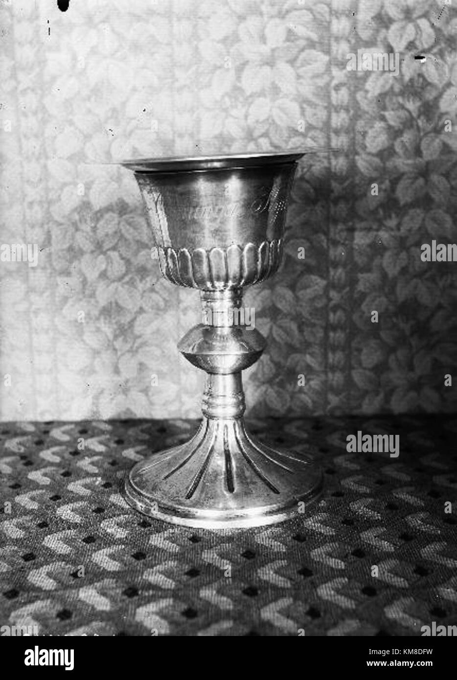 La vecchia chiesa di Ornunga, situata a VÃ¤stergÃ¶Tland, Svezia, è una chiesa medievale in pietra rinomata per il suo significato storico e l'architettura ben conservata. Foto Stock