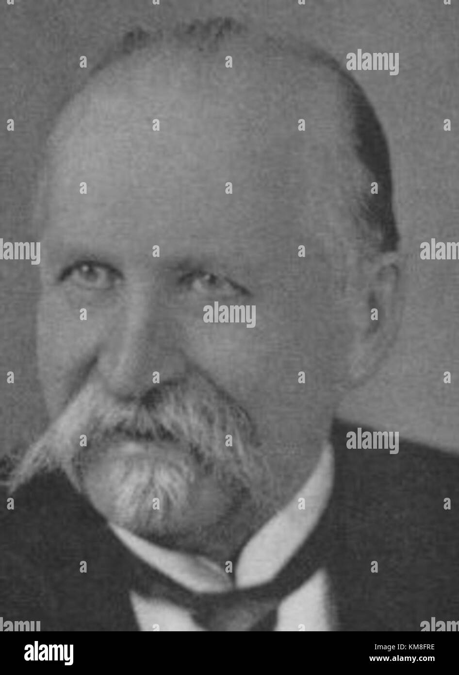 Fotografia di Kallio, un quartiere di Helsinki, Finlandia. Conosciuta per la sua vivace scena culturale e la sua variegata comunità, Kallio presenta un mix di spazi residenziali, commerciali e ricreativi. Foto Stock