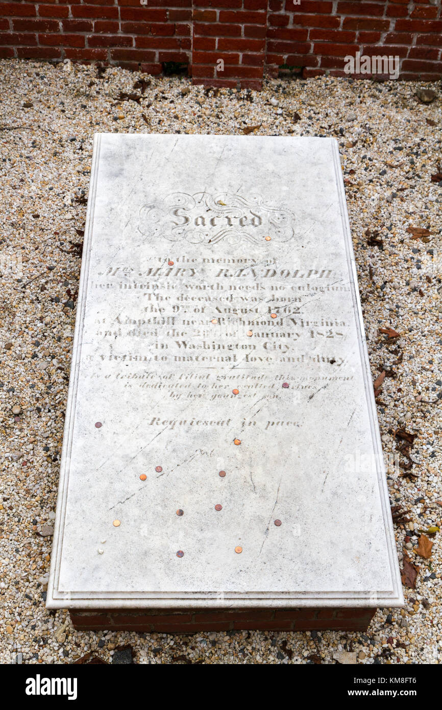 La Tomba della Signora Maria Randolph, la prima persona ad essere sepolto a quello che sarebbe diventato il Cimitero Nazionale di Arlington, Virginia, Stati Uniti. Foto Stock