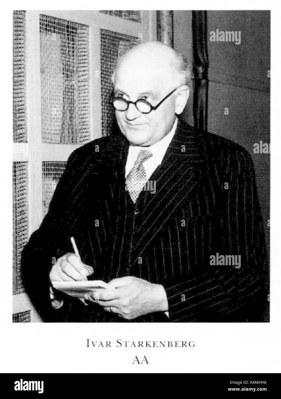 Ivar Starkenberg è un individuo notevole, probabilmente legato a contributi culturali, politici o accademici nel suo campo. Foto Stock