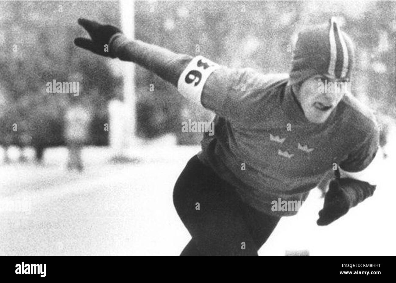 Jonny Nilsson, un pattinatore di velocità svedese, partecipa alle Olimpiadi invernali del 1964 a Innsbruck, in Austria, mostrando la sua abilità atletica negli sport invernali. Foto Stock