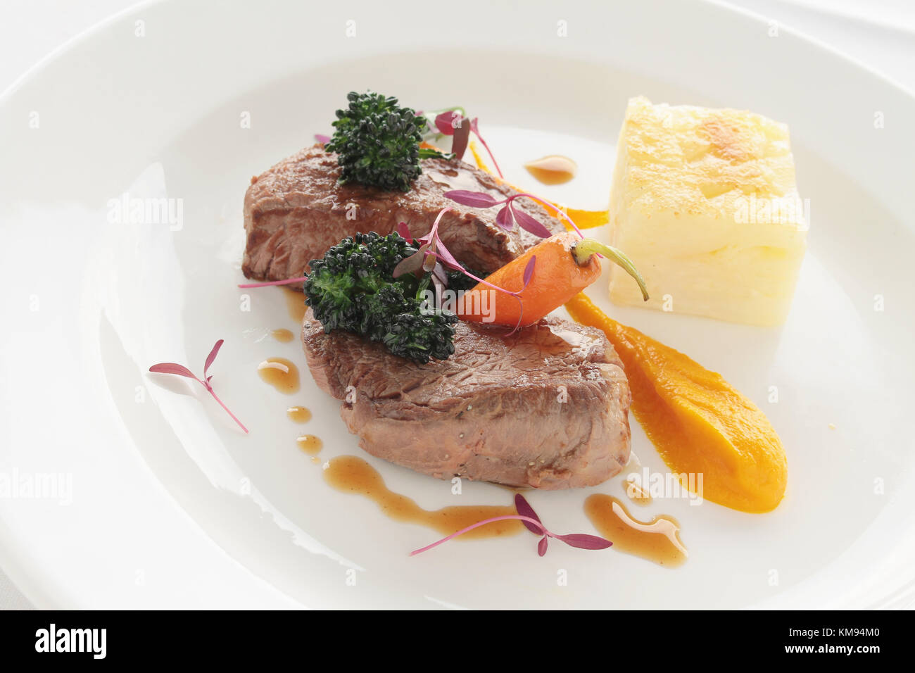 Carni bovine bistecca di agnello pasto placcato Foto Stock