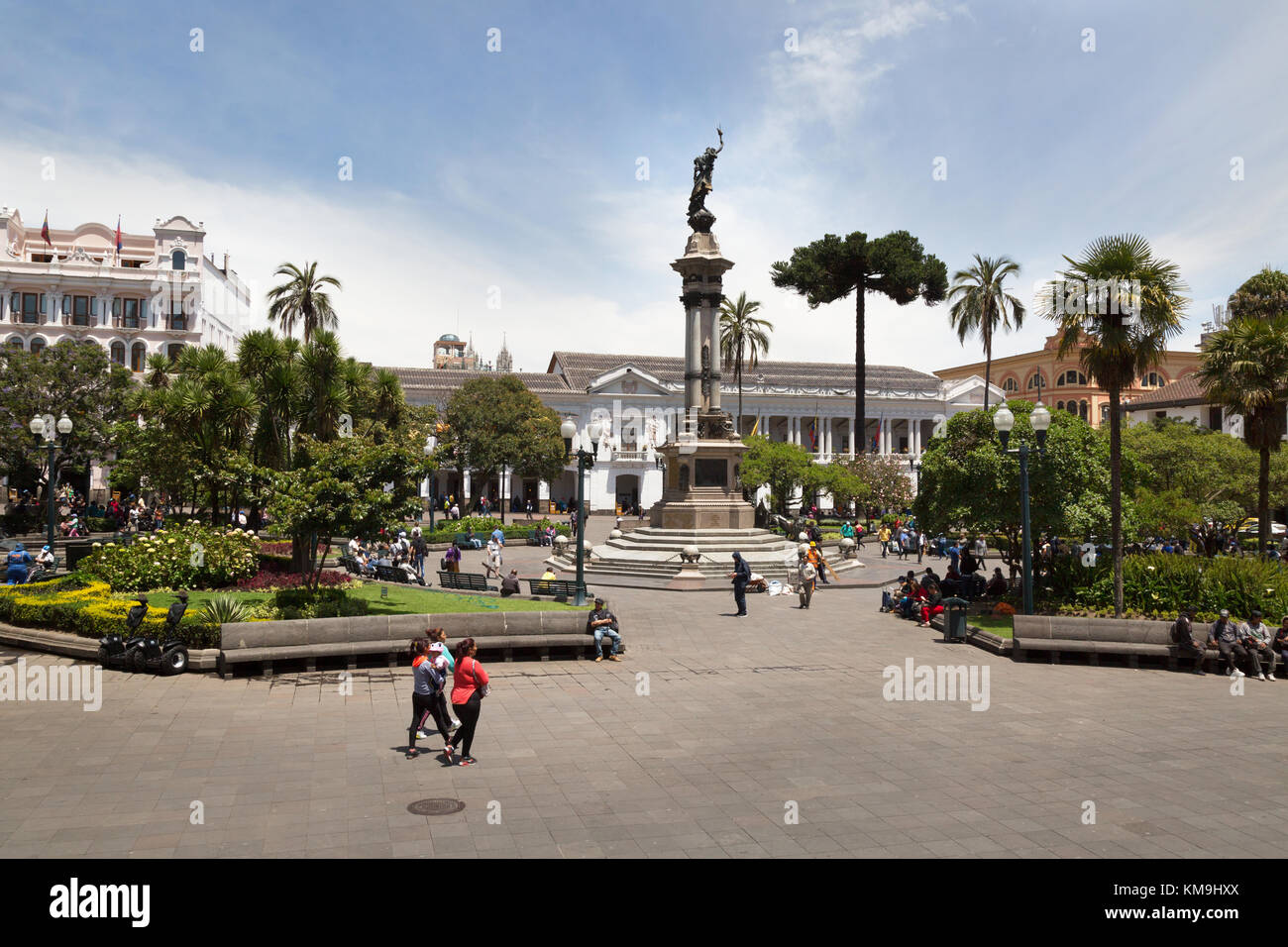 Quito Città Vecchia, sito Patrimonio Mondiale dell'UNESCO, Plaza Grande o Piazza Indipendenza, Quito, Ecuador, Sud America Foto Stock