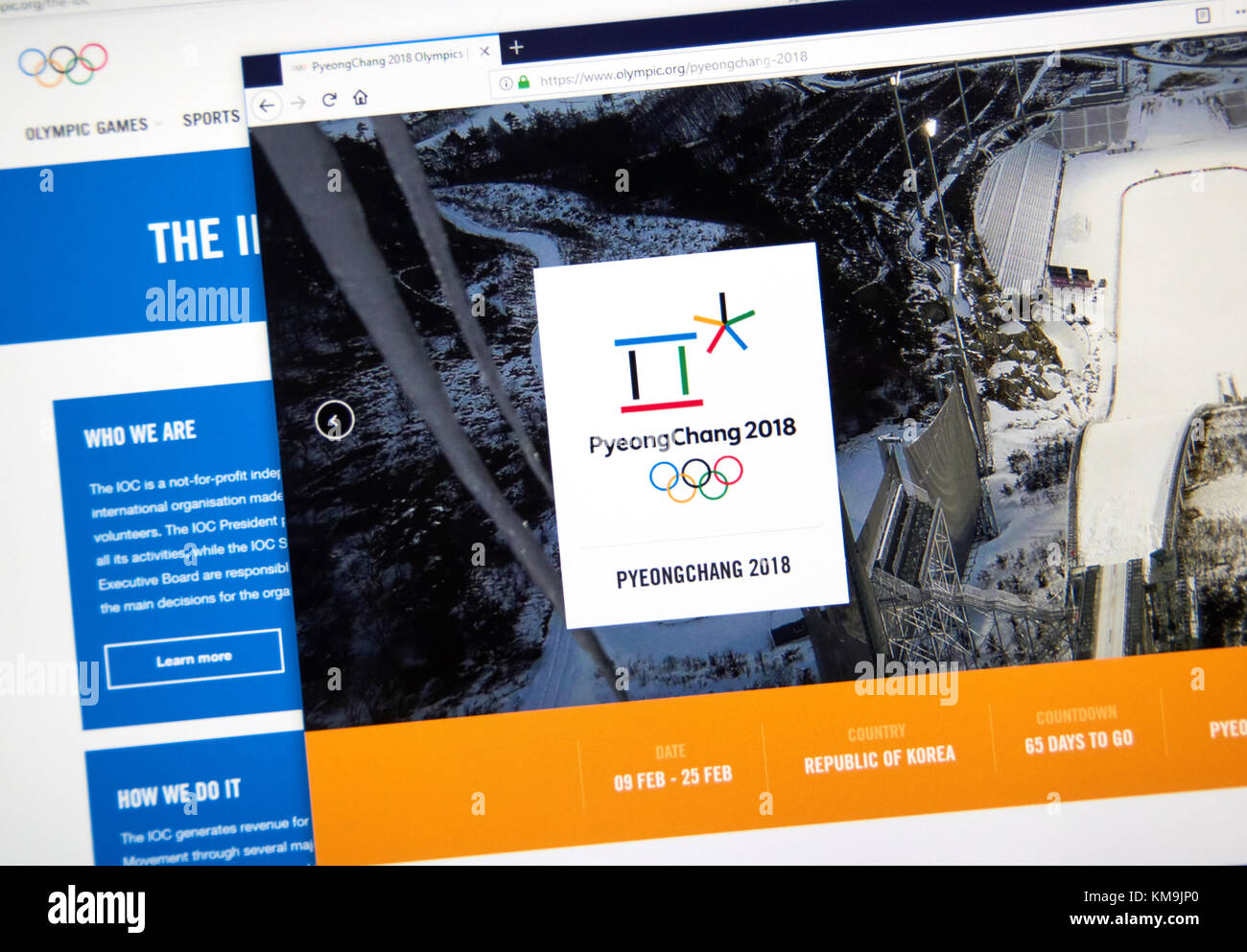 MONTREAL, Canada - 5 dicembre 2017: Comitato olimpico internazionale ufficiale pagina web con il logo e le informazioni sui giochi olimpici invernali di Pyeongchan Foto Stock