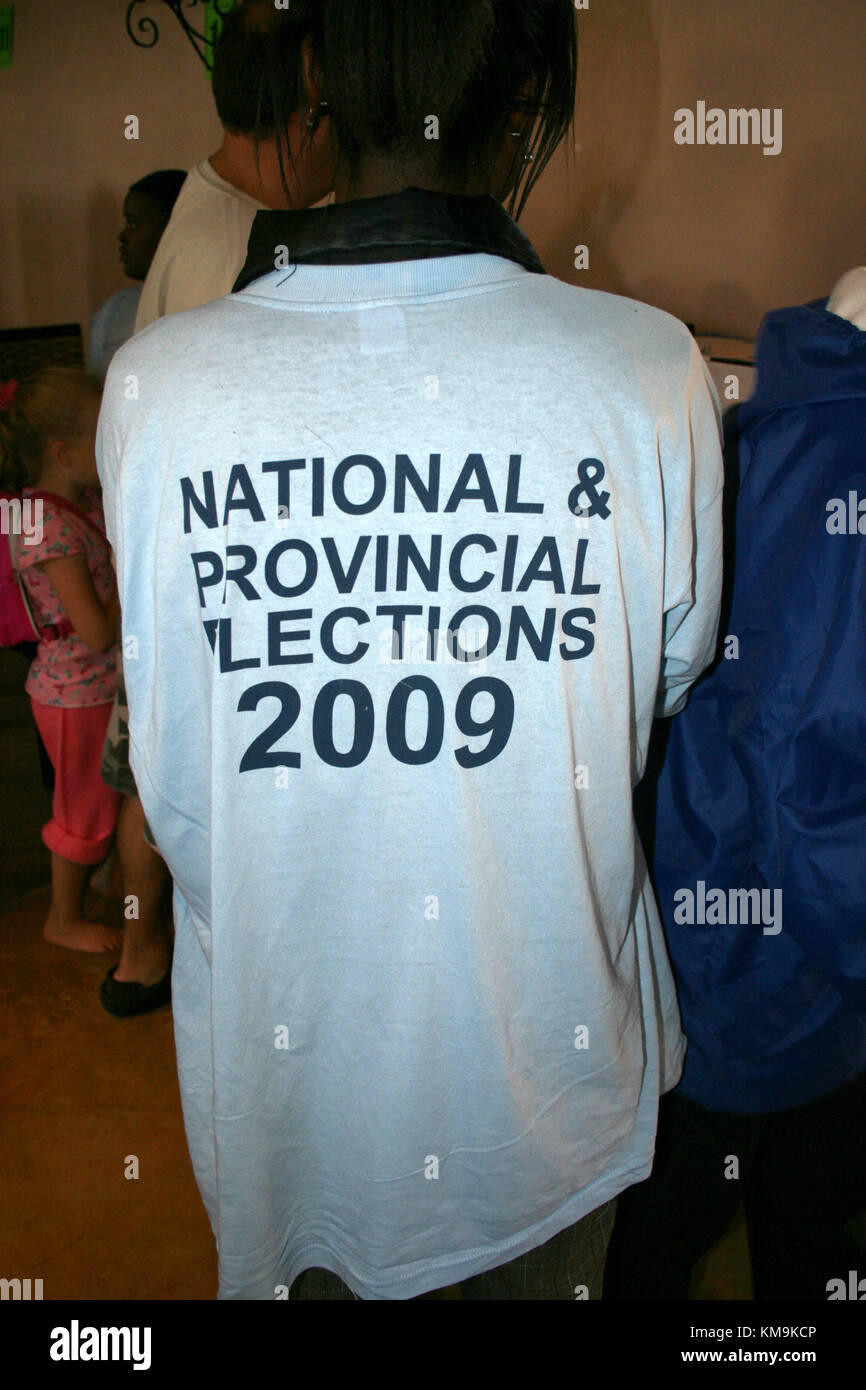 Elezione personale presso la stazione di voto a Pretoria, nazionale ed elezioni provinciali, Sud Africa Foto Stock