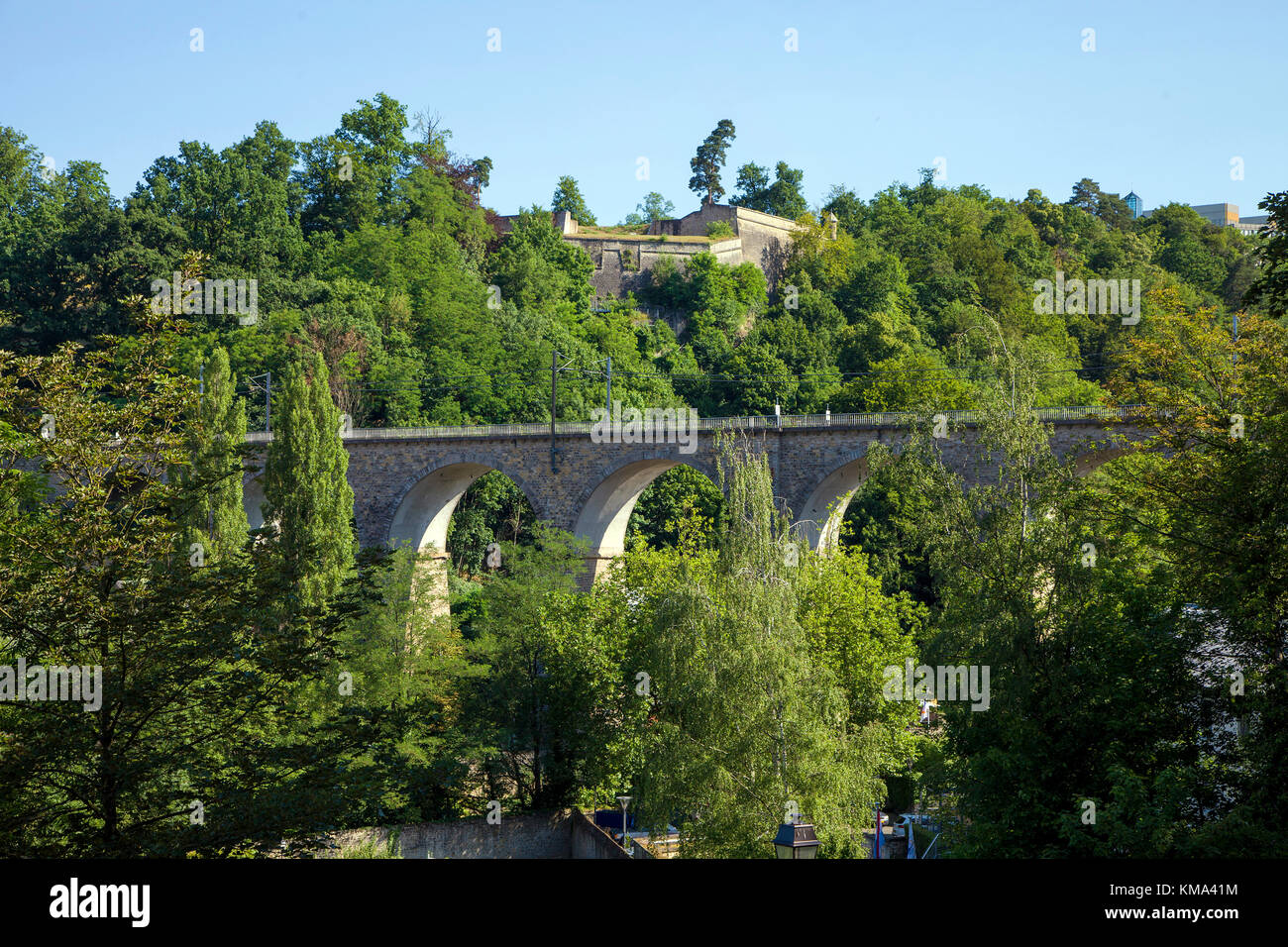 Pfaffenthal viadotto, un ponte ferroviario a città di Lussemburgo, Lussemburgo, Europa Foto Stock