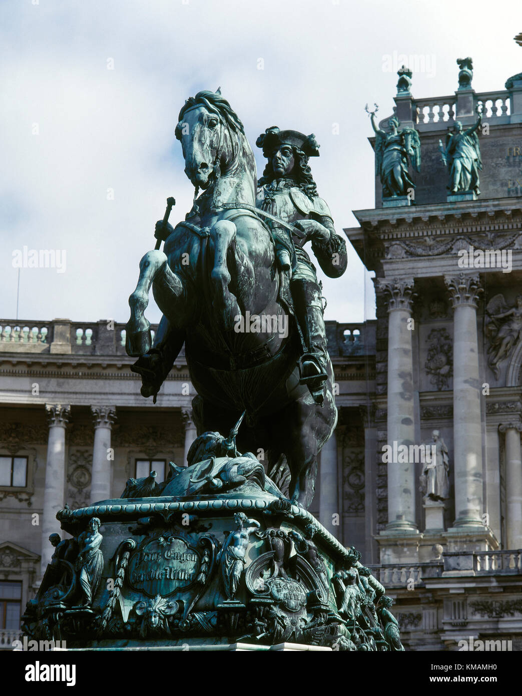 Il principe Eugenio di Savoia (1663-1736). generale del sacro romano impero e la archduchy dell'Austria. dal tedesco-scultore austriaco Anton dominik fernkorn (1813-1878). eugen's Monument. nella Heldenplatz, Vienna, Austria. Foto Stock