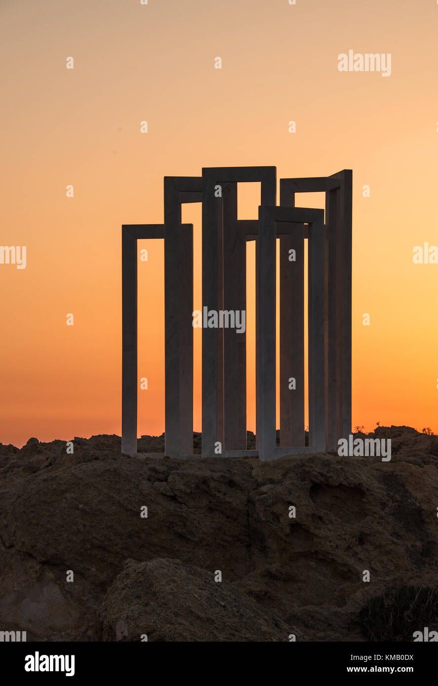 Viste di infinito, una scultura di charis paspallis. Foto Stock