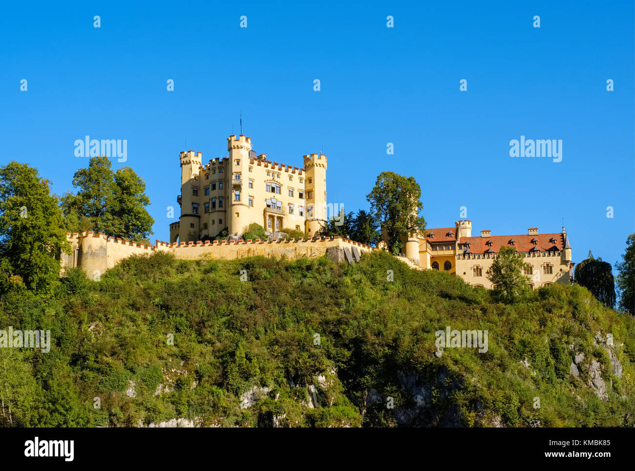 Il Castello di Hohenschwangau, Schwangau, Königswinkel, Ostallgäu, Algovia, Svevia, Baviera, Germania Foto Stock