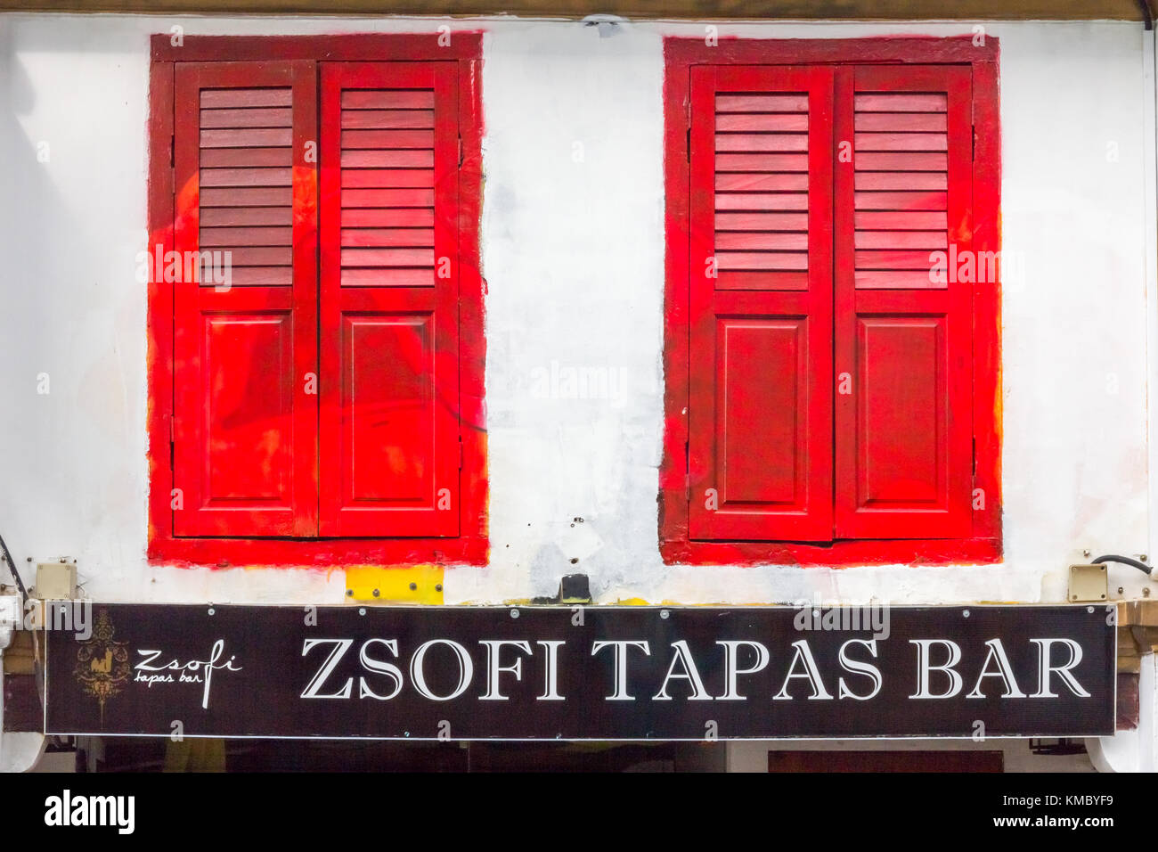 Zsofi tapas bar, Little India, Singapore persiane rosse Foto Stock