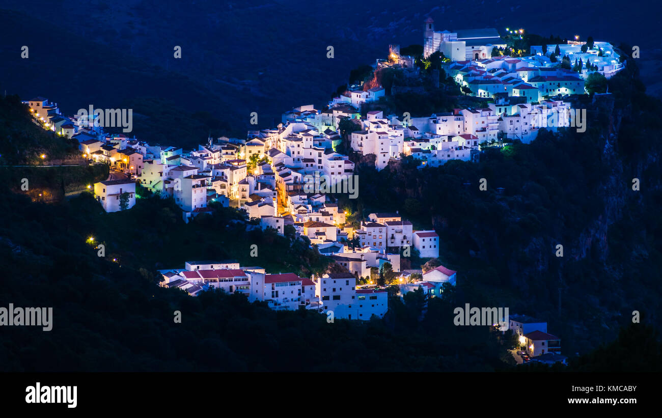 Casares Pueblo di notte Foto Stock