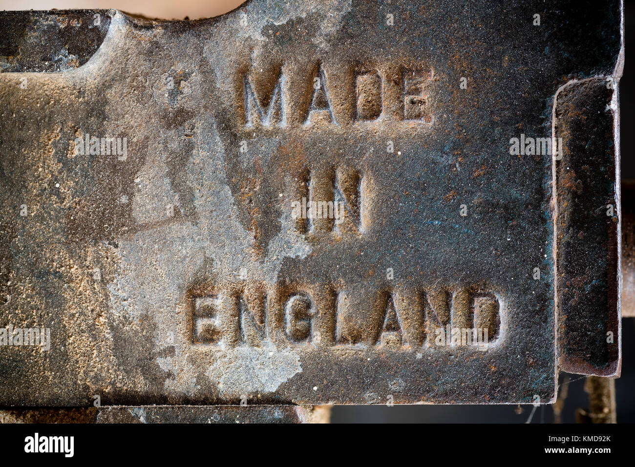 Made in England - goffrato sul lato di una morsa Foto Stock