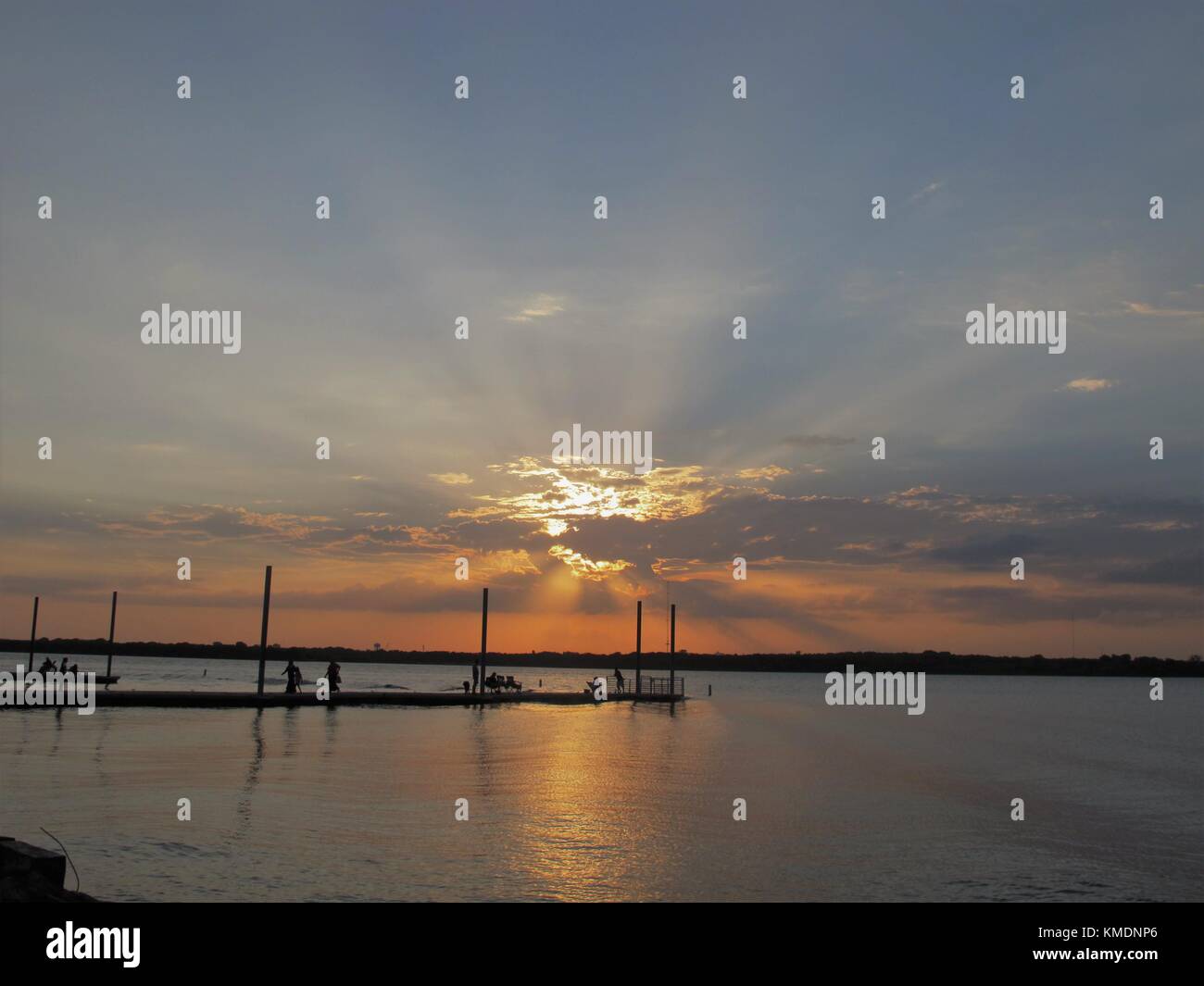 Tramonto nel lago Foto Stock