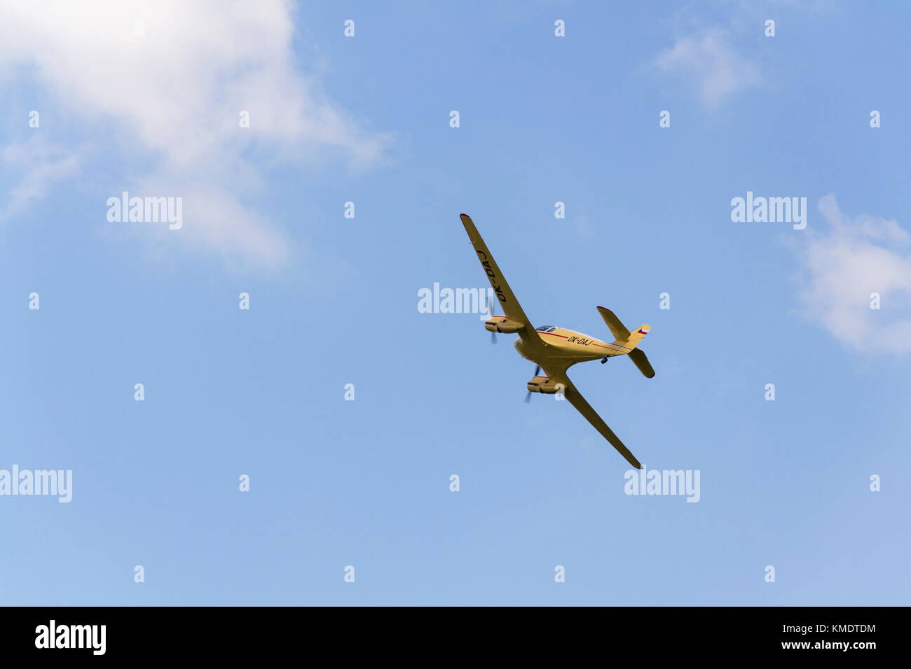 Plasy, Repubblica Ceca - 30 aprile: aero 45 versione di aero 145 twin-pistone propulsori utilità civile su aeromobili aeroporto su Aprile 30, 2017 in plasy, ceco Foto Stock