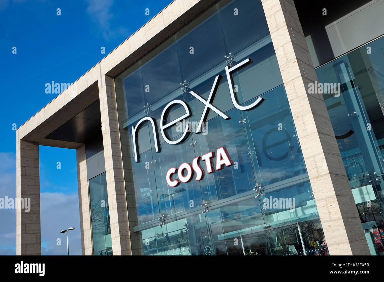Il prossimo negozio al dettaglio, Norwich, Norfolk, Inghilterra Foto Stock