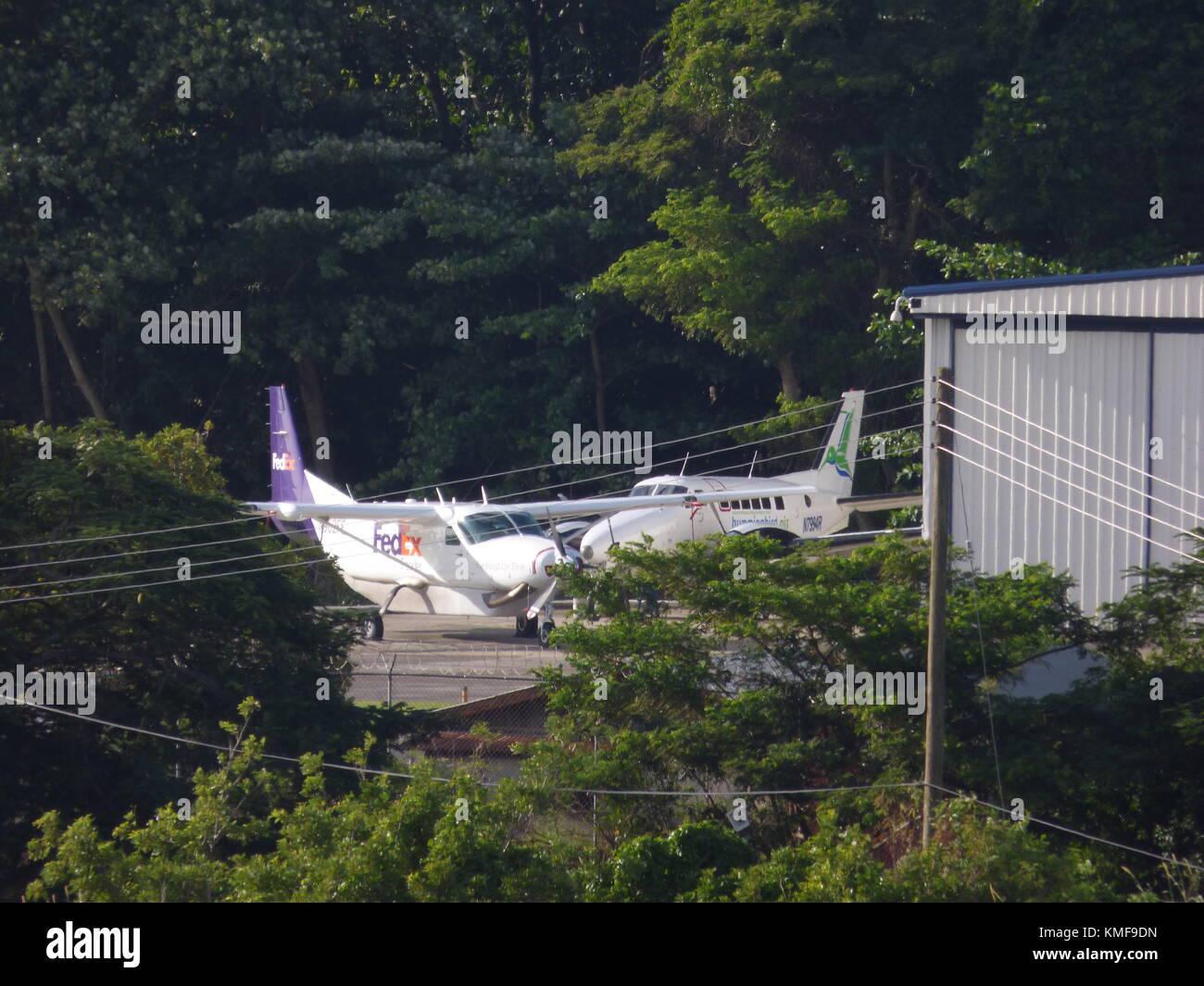 Fed Ex Piano Aeroporto di Castries, Castries, St Lucia, isole Windward, caraibi orientali, del Commonwealth. Foto Stock