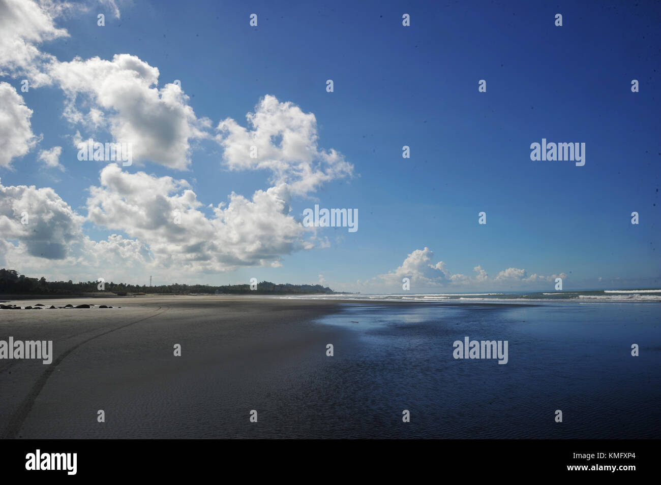 Una vista di Cox's Bazar mare spiaggia in Bangladesh Foto Stock