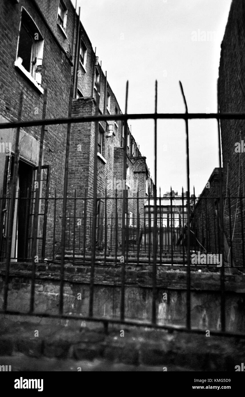Baraccopoli 1960s Uk London, edifici condannare e sarà demolito 1967 HOMER SYKES Foto Stock