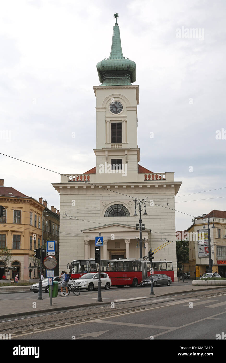 BUDAPEST, Ungheria - 13 luglio 2015: protestanti chiesa riformata iat Calvin Square a Budapest, Ungheria. Foto Stock