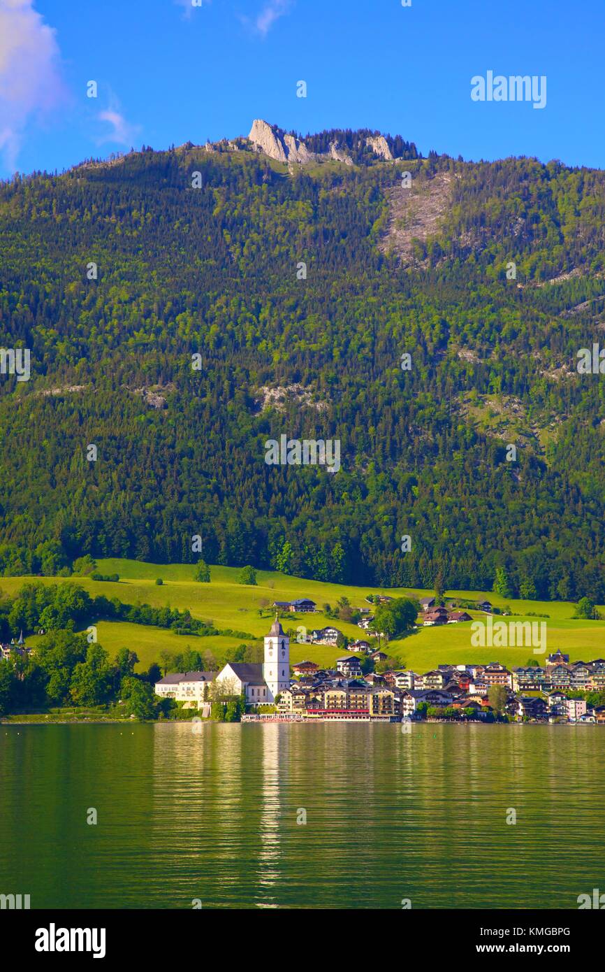 Vista sul lago Wolfgangsee, St. Wolfgang, Austria, Europa Foto Stock