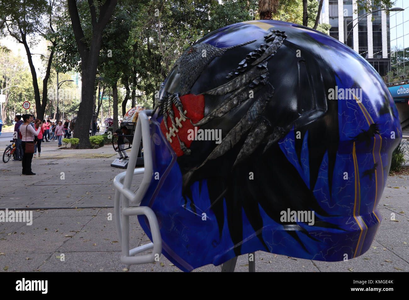 Il football americano casco decorazione Foto Stock
