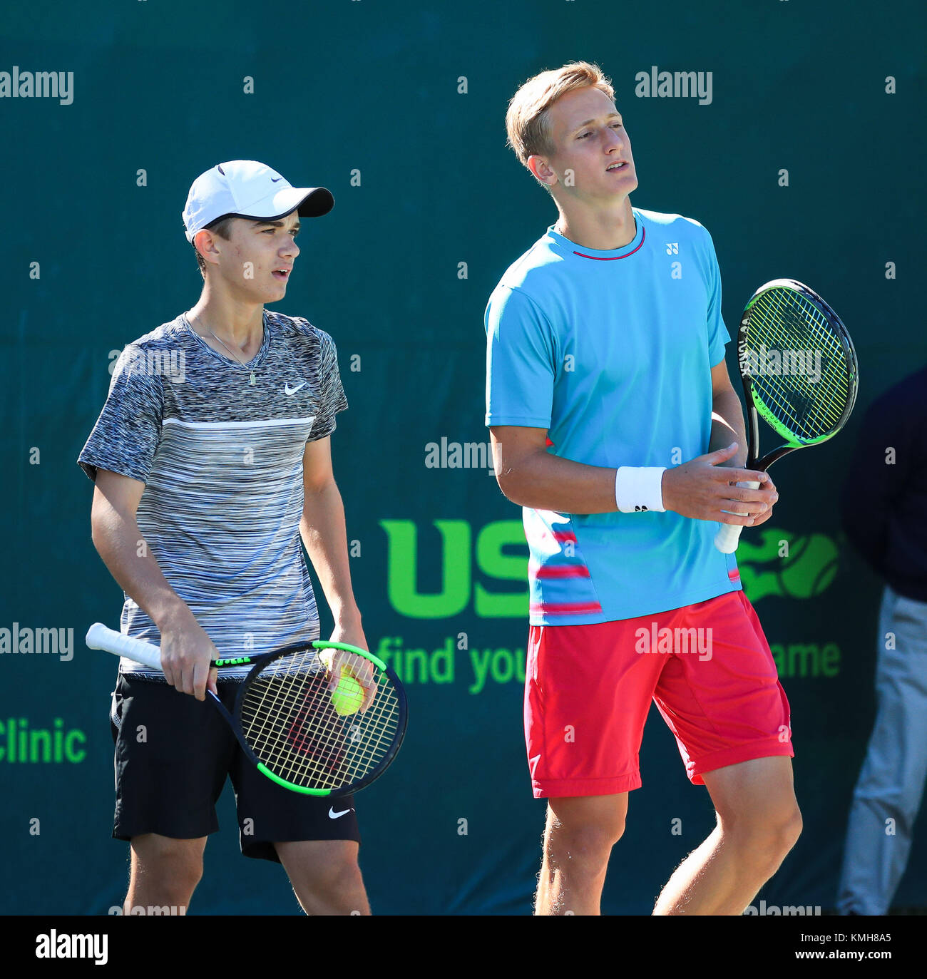 Plantation, Florida, Stati Uniti d'America. Decimo Dec, 2017. Tomas MACHAC (CZE) e Ondrej STYLER (CZE) durante le doppie finali del 2017 Orange Bowl International Tennis Championship Boys 18s contro Nicolas MEJIA (COL) e Uisung PARK (KOR), ha suonato presso il Frank Veltri Centro Tennis in piantagione, Florida, Stati Uniti d'America. Mario Houben/CSM/Alamy Live News Foto Stock