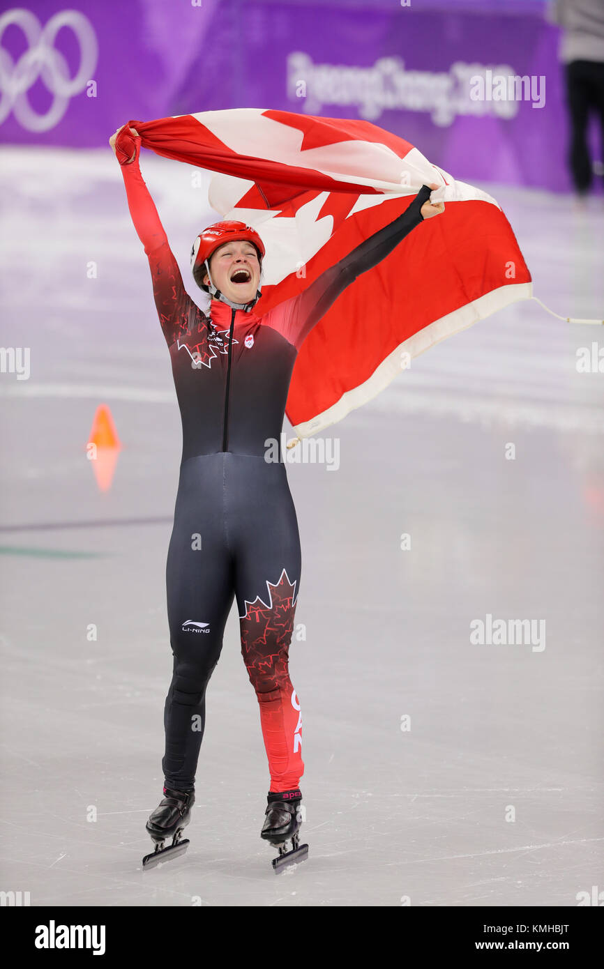 Gangneung, Corea del Sud. Xvii Feb, 2018. Medaglia di bronzo vincitore KIM BOUTIN del Canada celebra dopo un breve periodo di pista di pattinaggio di velocità: Ladies' 1,500m a finale a Gangneung Ice Arena durante il 2018 Pyeongchang Giochi Olimpici Invernali. Credito: Scott Kiernan Mc/ZUMA filo/Alamy Live News Foto Stock