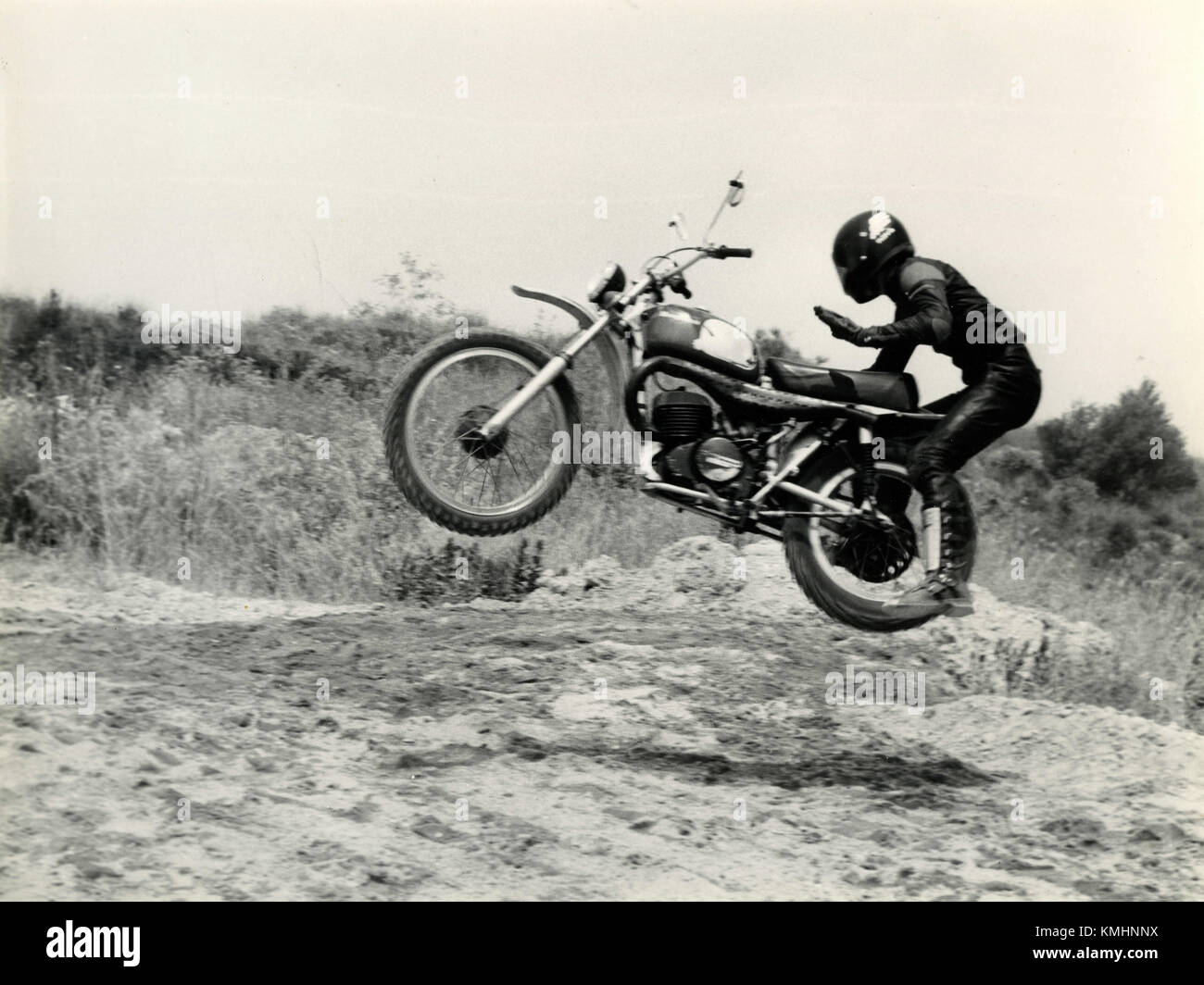 Scena da film non identificato: salto in moto Foto Stock