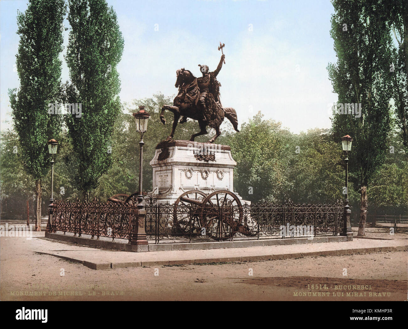 La statua di Mihai Viteazul, situata in Romania, onora il famoso sovrano e capo militare che unì i principati di Valacchia, Moldavia e Transilvania alla fine del XVI secolo. Foto Stock