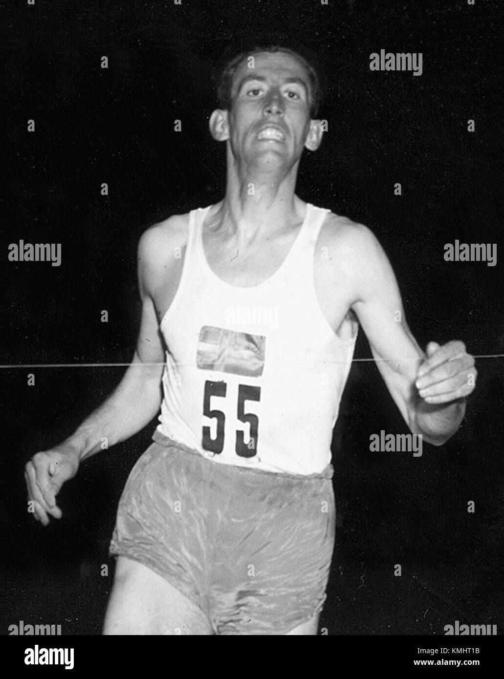 Questa immagine raffigura Tage Ekfeldt, una figura di rilievo svedese, associata al SOK (Comitato Olimpico svedese). I suoi contributi alla storia dello sport svedese sono riconosciuti attraverso il suo coinvolgimento nel movimento olimpico. Foto Stock