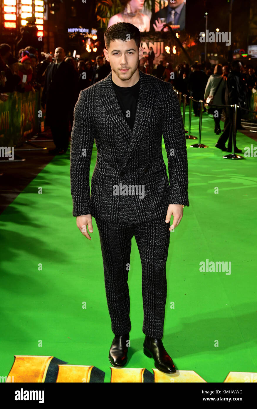 Nick Jonas frequentando il Jumanji: Welcome to the Jungle Premiere tenutasi presso la Vue West End nel quadrato di Leicester, Londra. Foto Stock