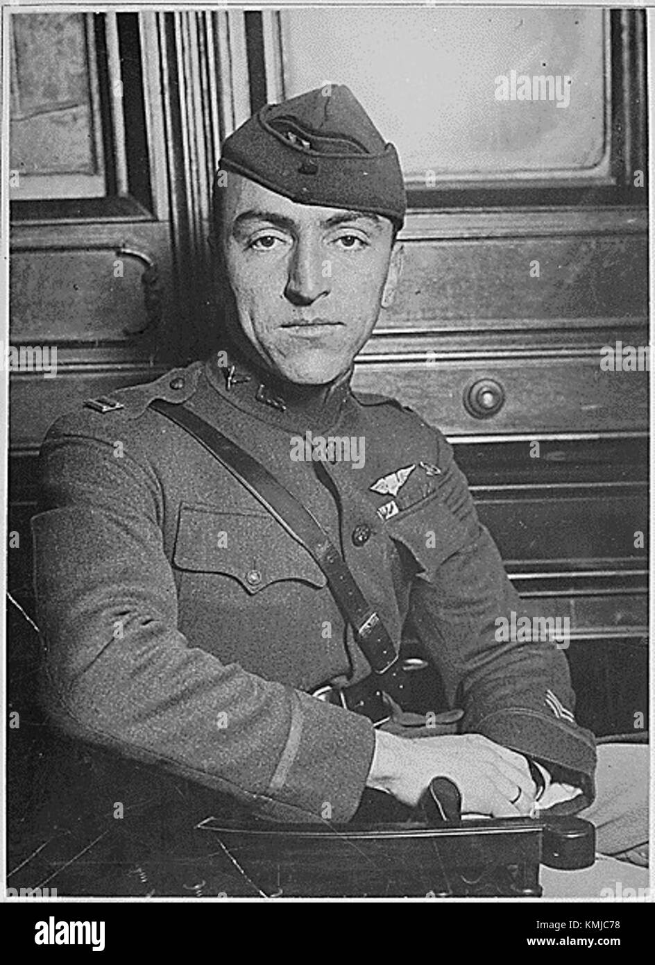 Il ritratto di Eddie Rickenbacker, un asso dei combattenti americani durante la prima guerra mondiale, ampiamente conosciuto per le sue abilità di combattimento aereo e come destinatario della Medal of Honor. Foto Stock