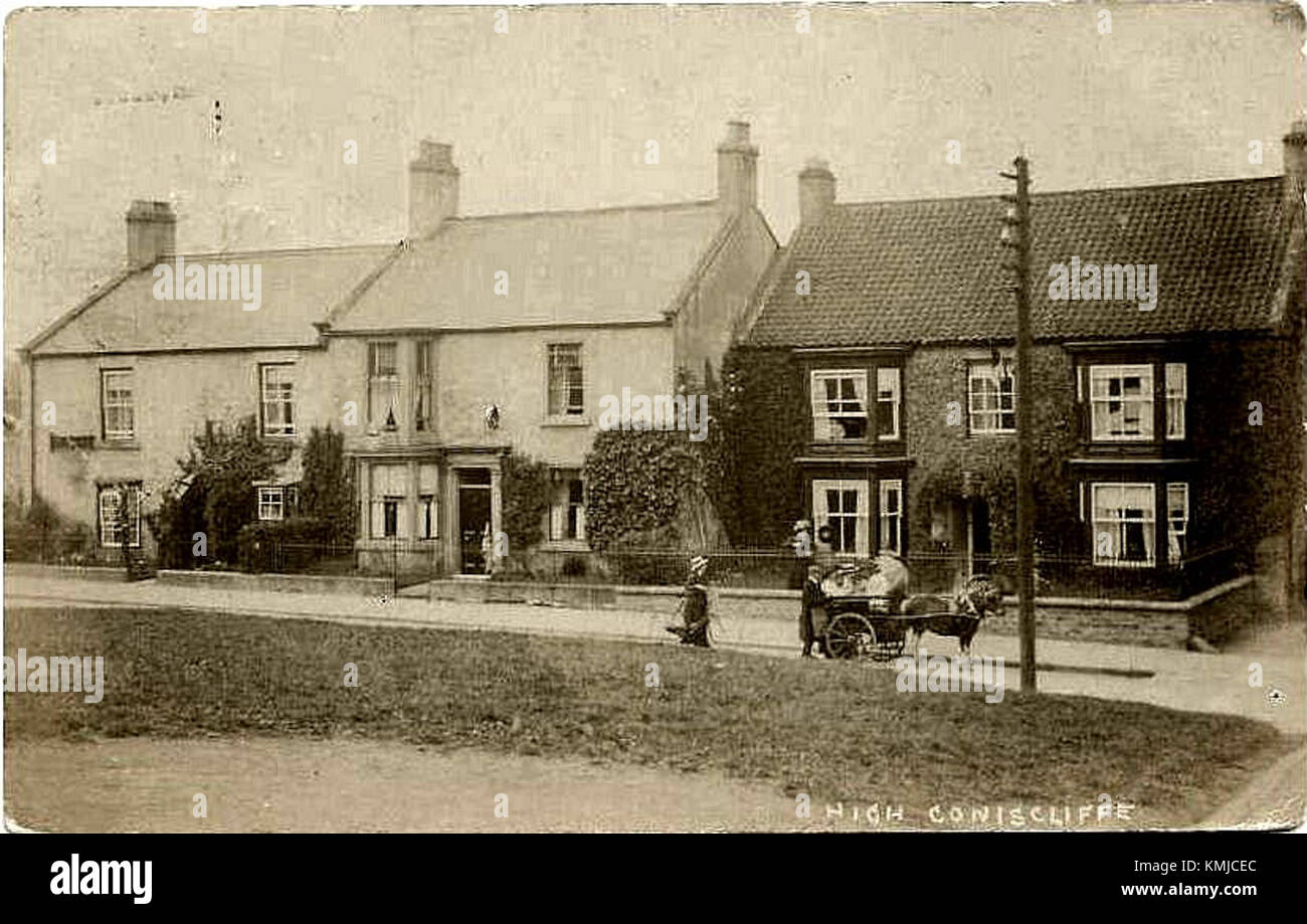 High Coniscliffe è un villaggio della contea di Durham, Inghilterra. È conosciuta per il suo paesaggio pittoresco e gli edifici storici. L'area è stata abitata per secoli e continua ad essere un luogo popolare per i visitatori interessati alla campagna inglese e alla storia locale. Foto Stock