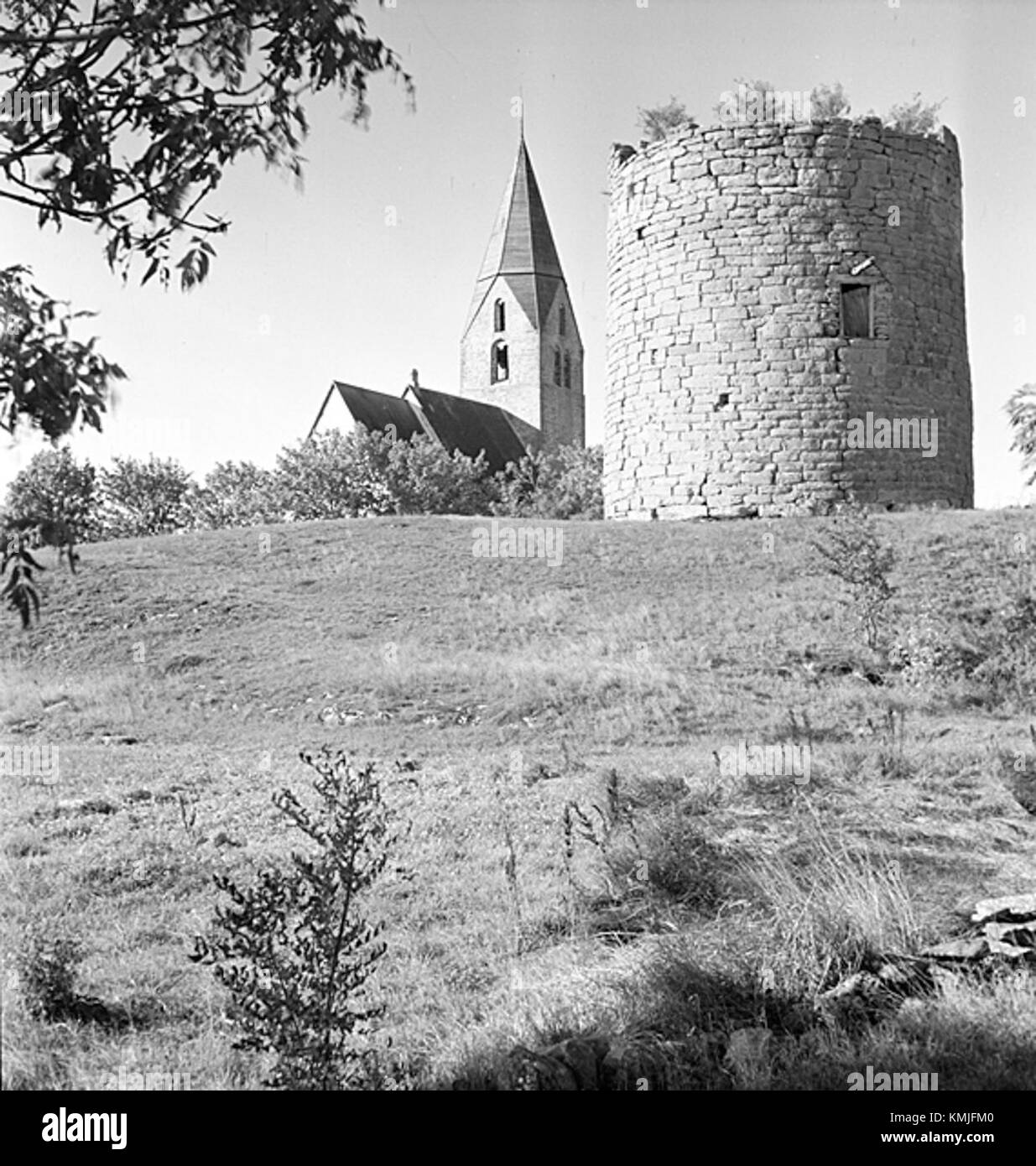 Sundre, una piccola città in Alberta, Canada, è catalogata sotto KMB 16001000021839. Conosciuto per il suo fascino rurale e i suoi dintorni naturali, è un punto di riferimento per l'agricoltura e le attività all'aperto. Foto Stock
