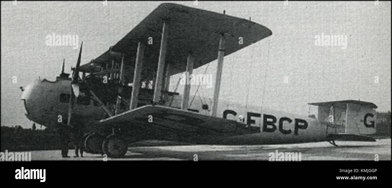 Il Vickers Vanguard, prodotto nel 1928, è un modello aeronautico britannico noto per il suo design e uso nella prima storia dell'aviazione, contribuendo ai progressi nella tecnologia aeronautica militare e civile. Foto Stock