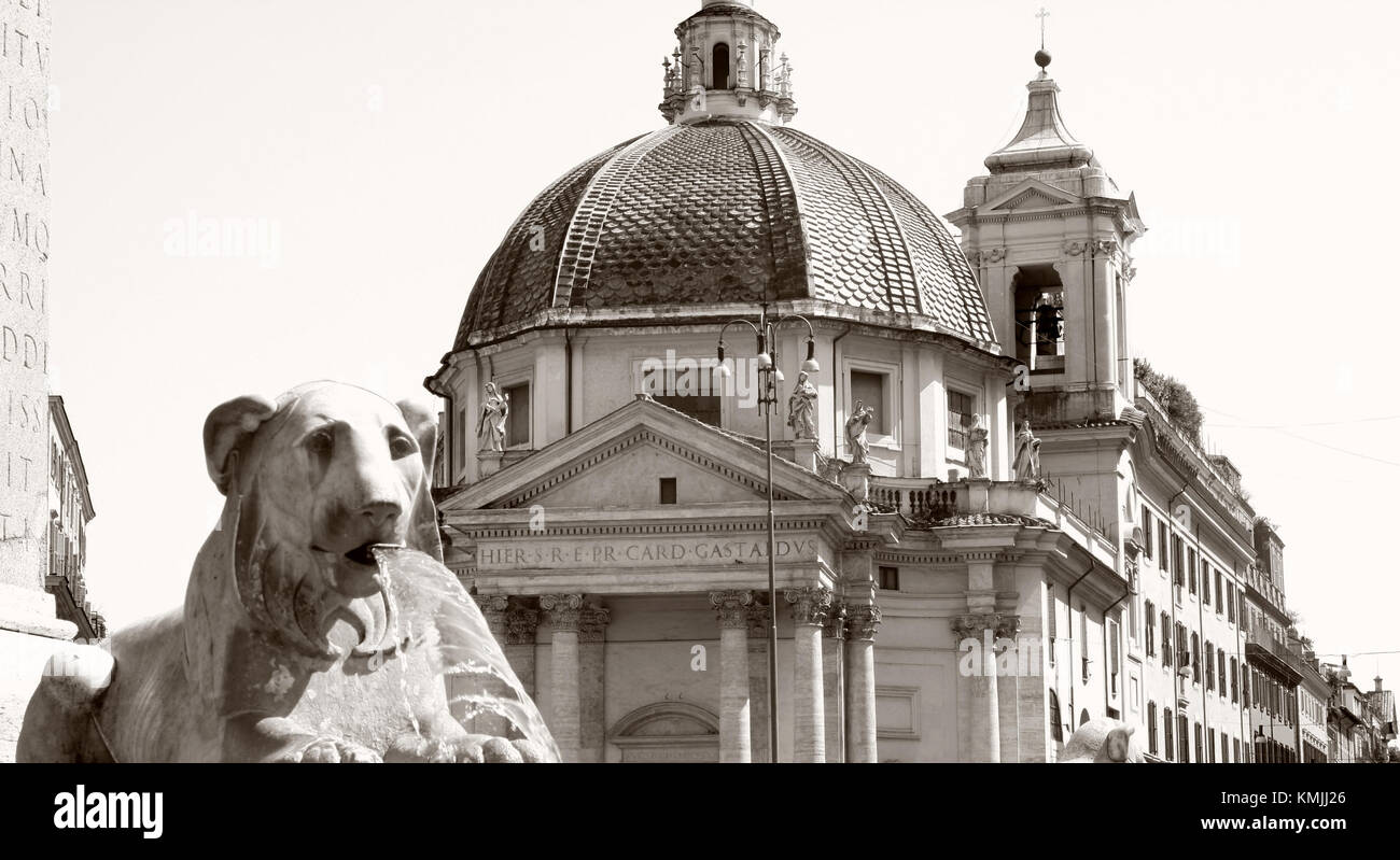 Piazza del Popolo e Fontana leone in roma italia, nero / bianco foto Foto Stock