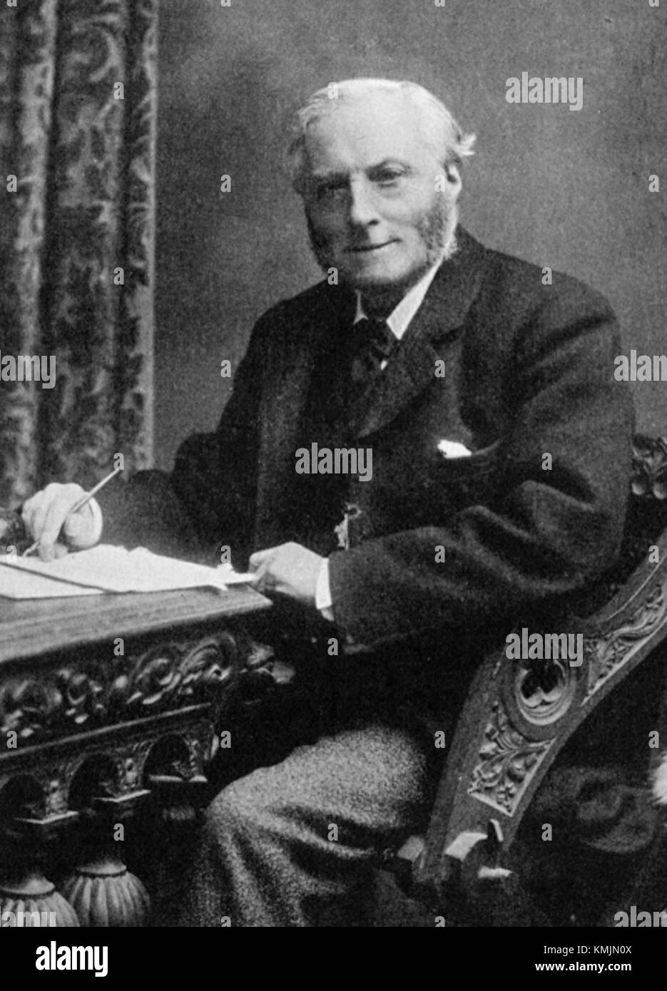 Edward Long Fox fu una figura di spicco nei movimenti sociali e industriali del XX secolo, noto per il suo lavoro nello sviluppo di politiche e servizi pubblici. Foto Stock