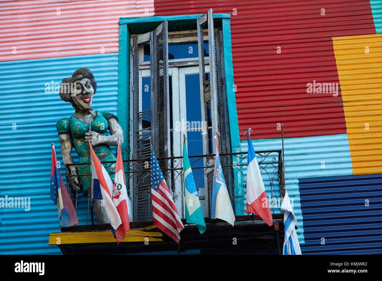 Manichino ed edificio colorato, la Boca, buenos aires, Argentina, Sud America Foto Stock