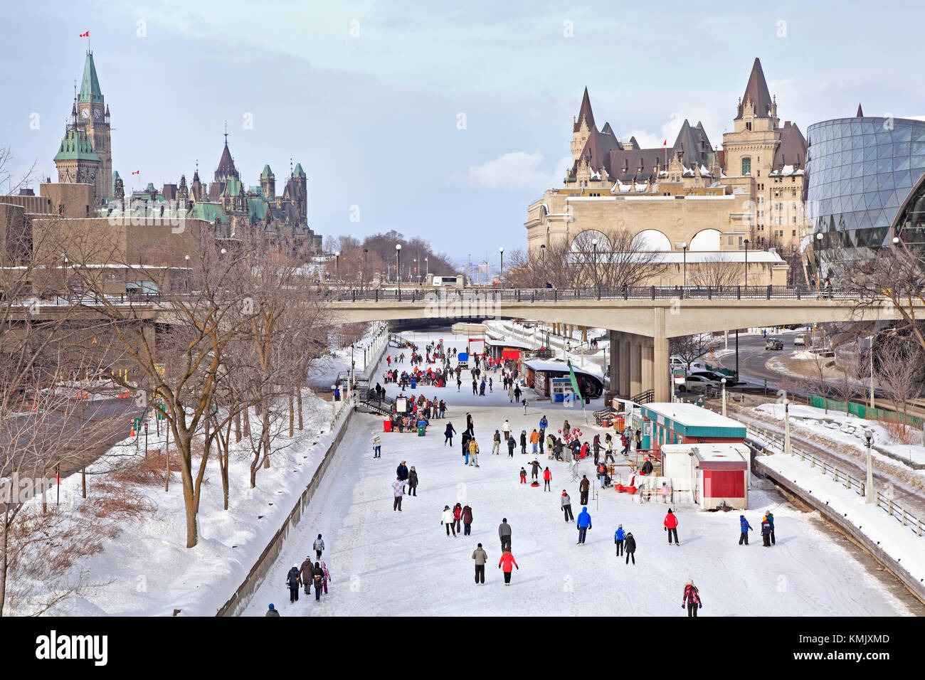 Canale Rideau pista da pattinaggio su ghiaccio in inverno, Ottawa, Canada Foto Stock