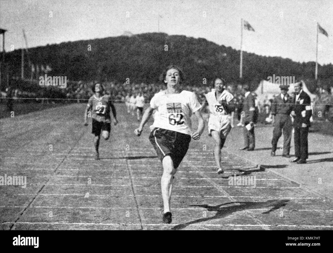 Miss Trickey ha partecipato ai Giochi mondiali femminili nel 1926, un evento pionieristico per le donne nello sport. Questo segna un momento significativo nella storia dell'atletica leggera di womenÂ e della sua crescente visibilità negli sport agonistici. Foto Stock