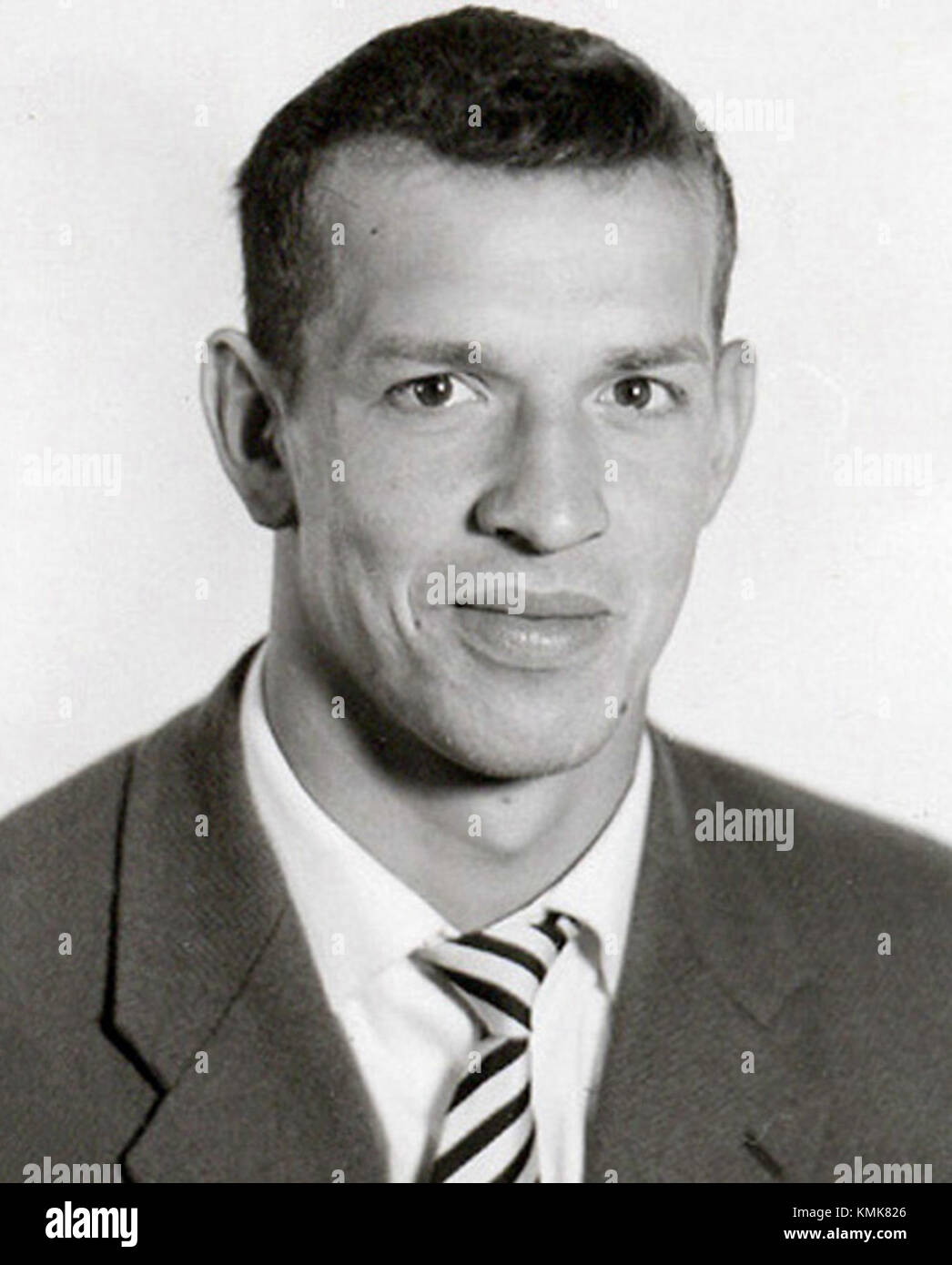 Un ritratto di Ulf Gustafsson, membro del Comitato Olimpico svedese (SOK). L'immagine mette in evidenza il suo legame con lo sport svedese e la storia olimpica. Foto Stock